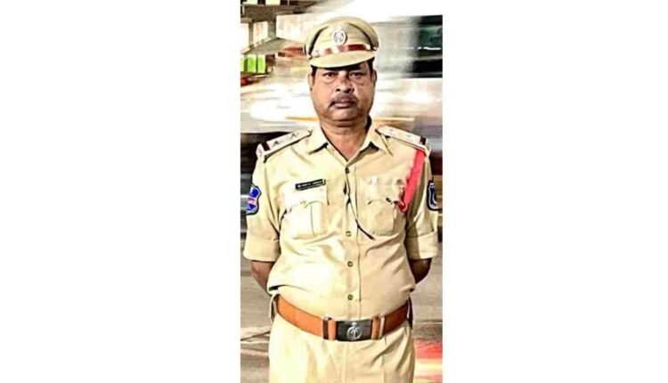 SI Collapses In The Early Hours Of The Morning After Working All Night