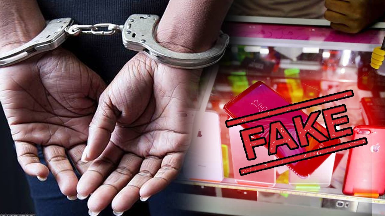 Delhi Police Busts Racket Selling Fake Premium Mobile Phones, 4 Held