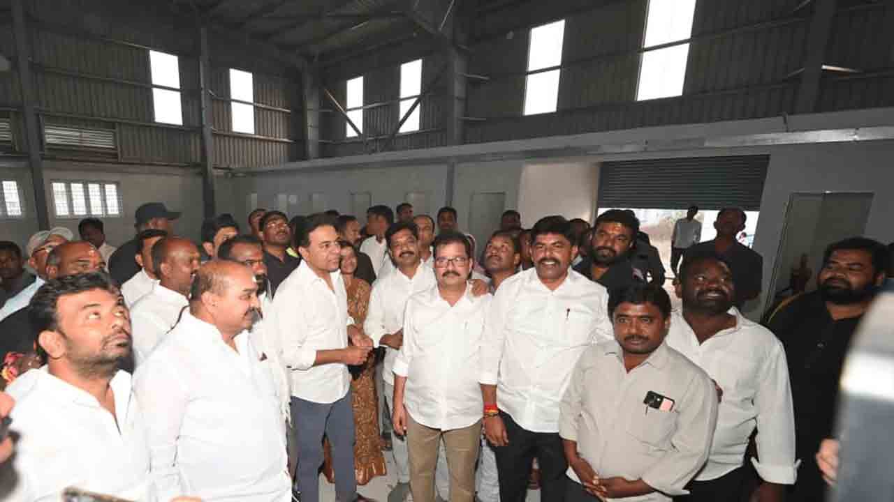 KTR Issues Ultimatum On Worker To Owner Scheme In Sircilla