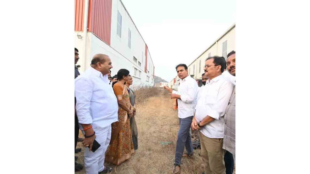 KTR Issues Ultimatum On Worker To Owner Scheme In Sircilla