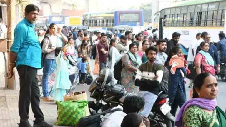 Second Phase Of Panchayat Elections See Voters Rush Home