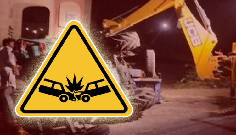 Two Died, 17 Injured As Tractor Trolley Going To Medaram Overturns In Bhupalpally