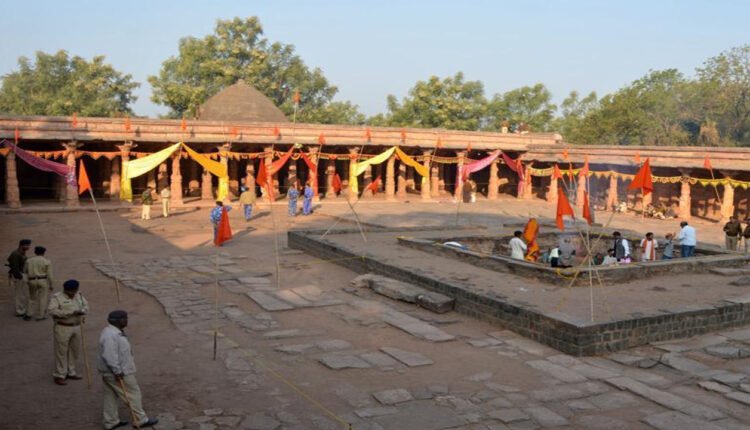 Hindu Organisation Moves SC Seeking 'Exclusive' Access In Bhojshala On Basant Panchami