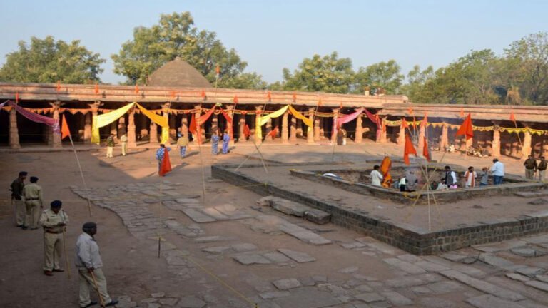 Hindu Organisation Moves SC Seeking 'Exclusive' Access In Bhojshala On Basant Panchami