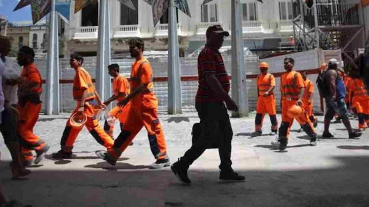 Russia Looks To Hire More Workers From India Amid Labour Shortage