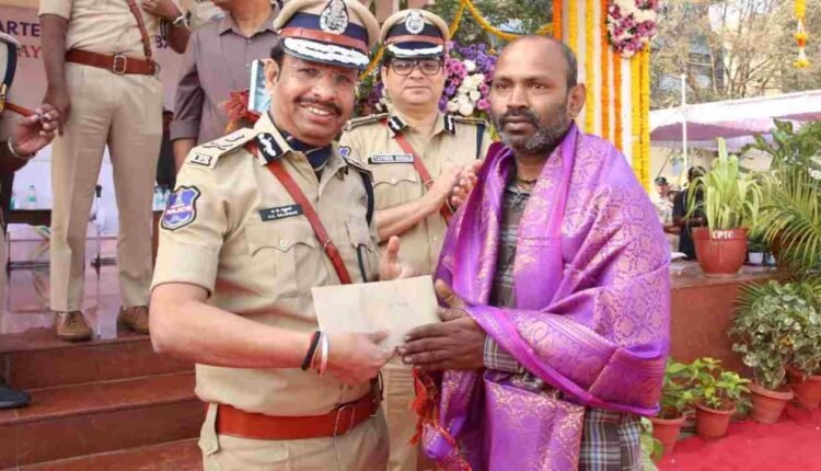 Afzalgunj Man Honoured For Bravery During Nampally Fire Rescue