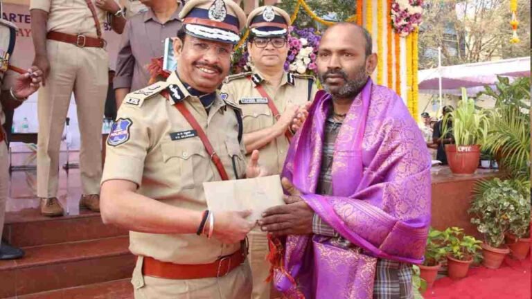 Afzalgunj Man Honoured For Bravery During Nampally Fire Rescue