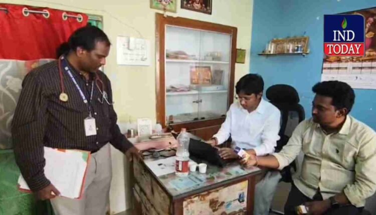 DCA Raids Quack Clinic In Hanamkonda, Medicines Seized