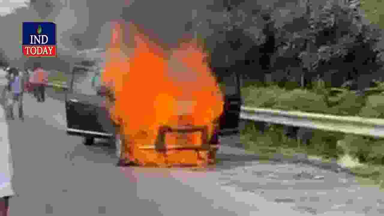 Car Gutted In Fire At Abdullapurmet