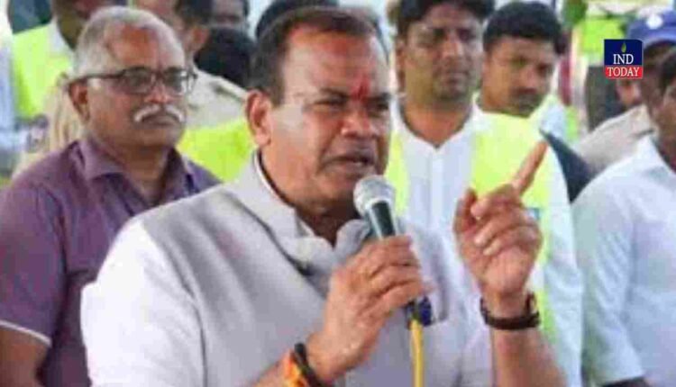 Komatireddy Venkat Reddy Vows To Shut Corporate Colleges