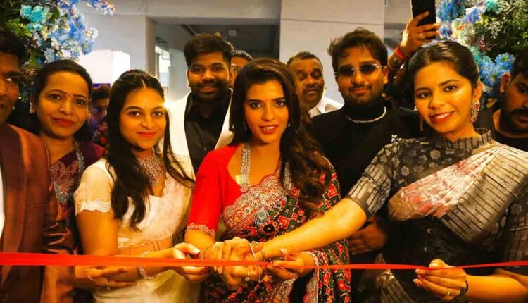 Visista Gold And Diamonds Store Opens At Jubilee Hills