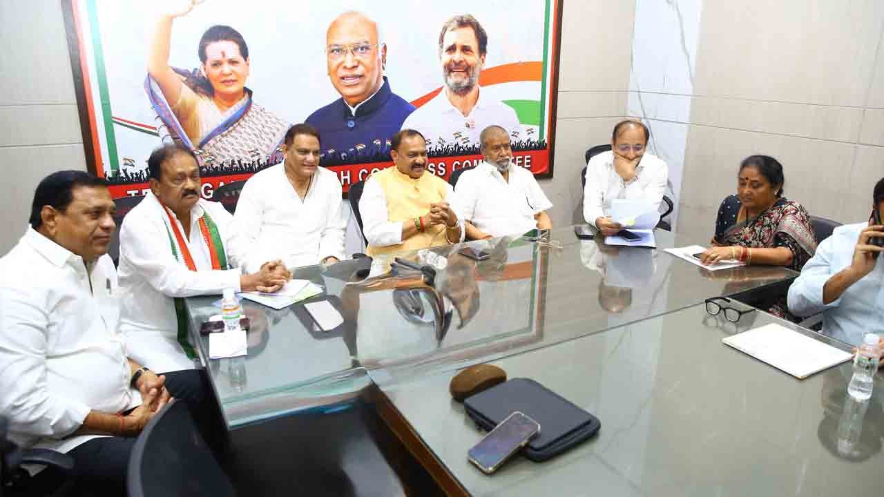 Zaheerabad Congress Plan Led By Minister Azharuddin