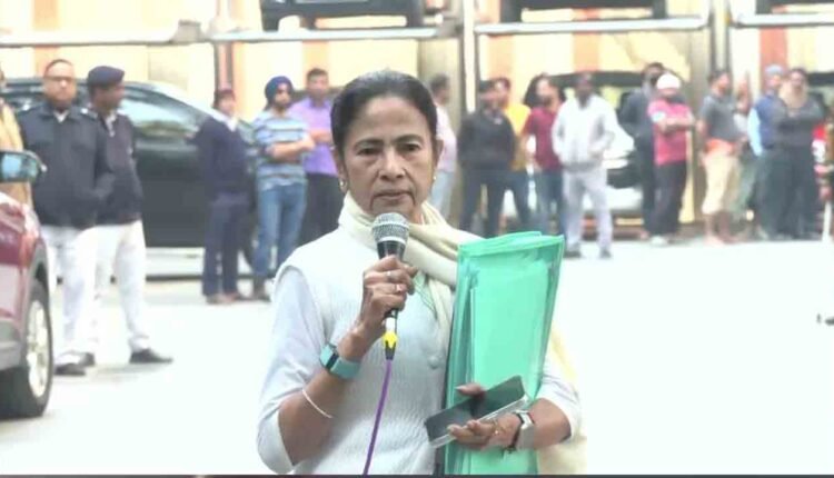 ED Raids On I-PAC Draw Mamata Banerjee’s Protest