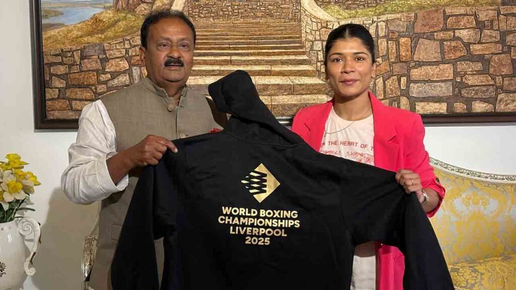 Nikhat Zareen Meets Shabbir Ali After National Gold