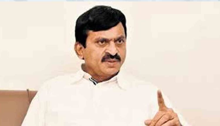 Dharani Land Loot Alleged By Ponguleti Srinivas Reddy