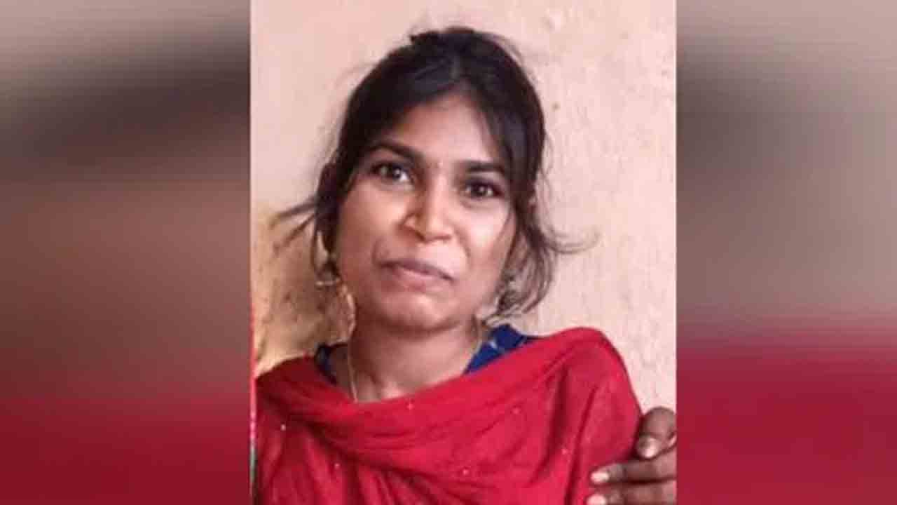 Woman Fitness Trainer Killed In Road Accident Near Sangareddy