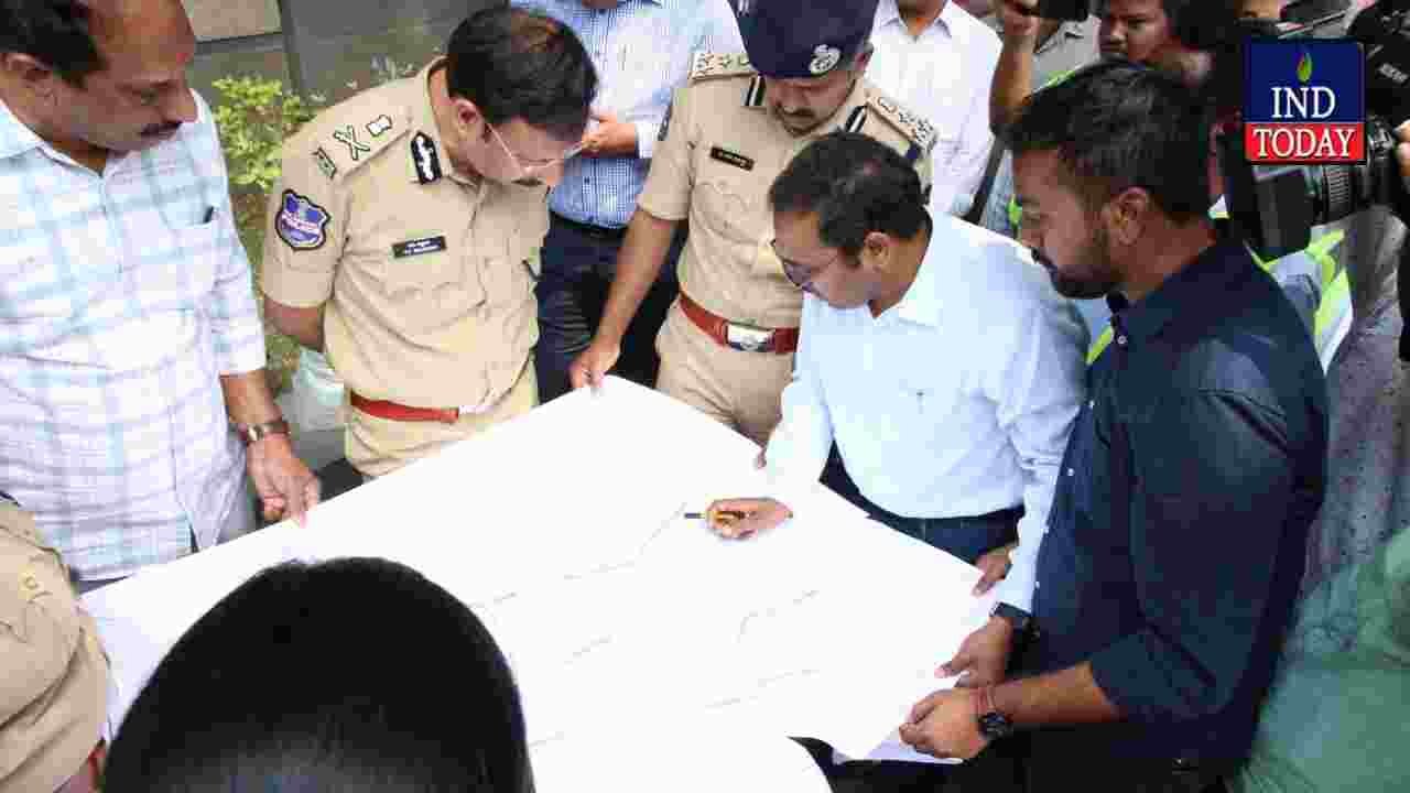 Hyderabad CP Reviews H-CITI Flyover Works at Mugdha Junction