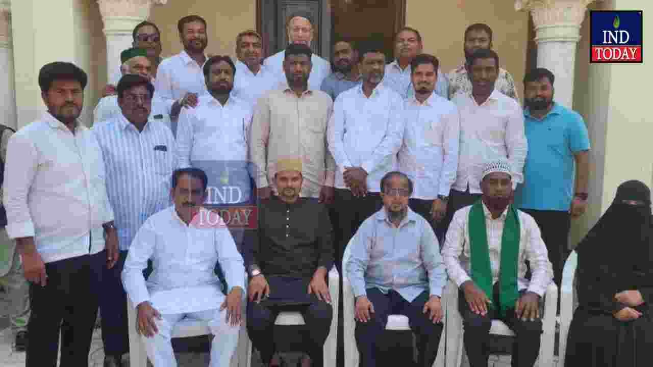 Nizamabad Newly Elected AIMIM Corporators Met Asaduddin Owaisi