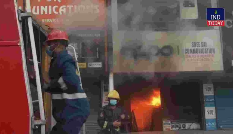 Watch: Fire Accident At Mobile Phone Shop Near KPHB Bus Stop