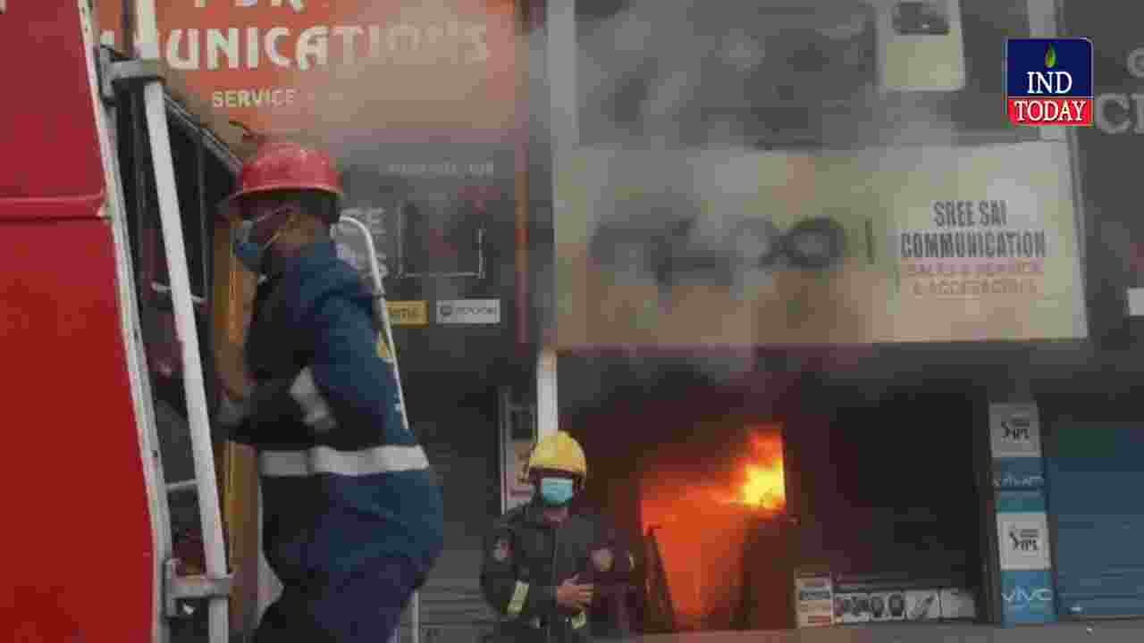Watch: Fire Accident At Mobile Phone Shop Near KPHB Bus Stop