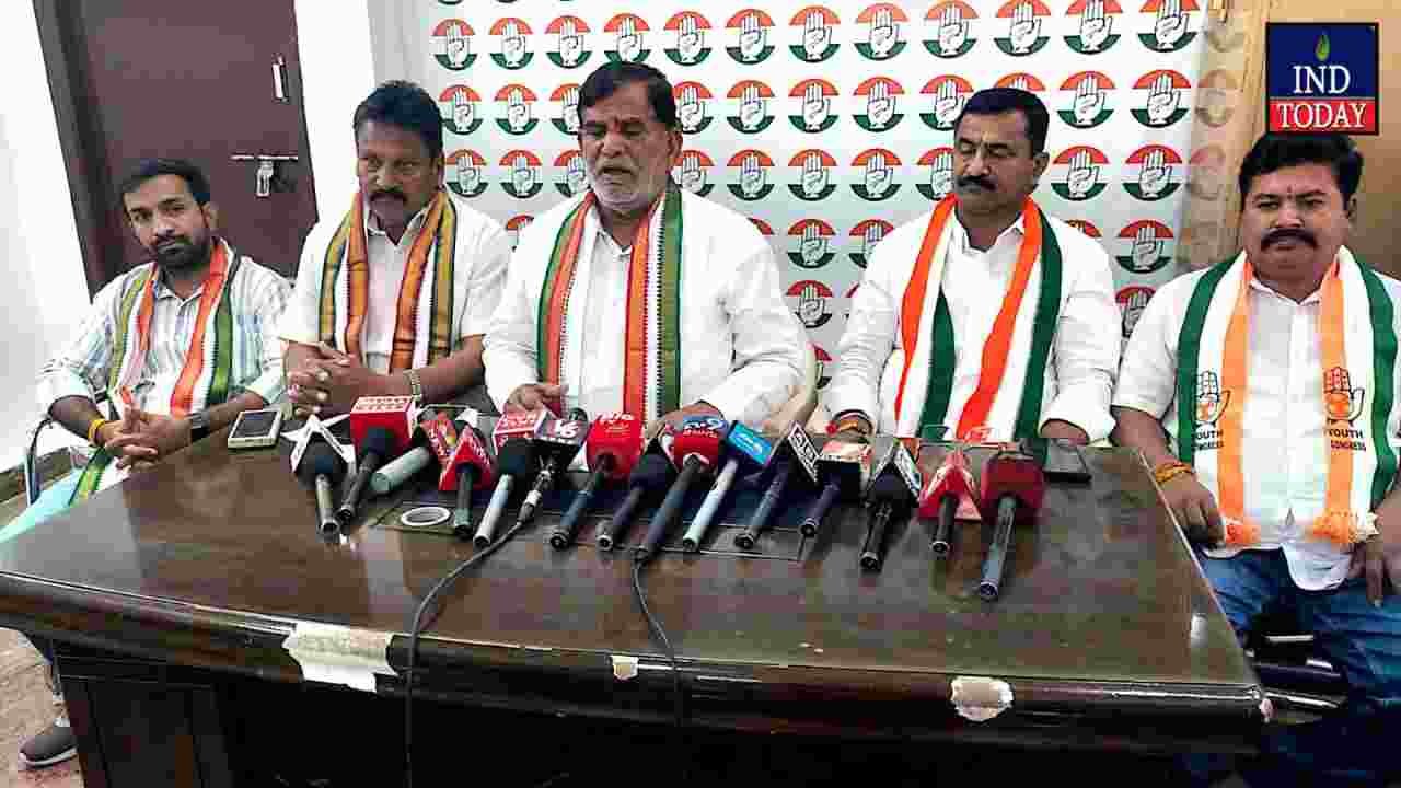 Congress Slams Kamareddy MLA Over ‘Attack Drama’ Allegations