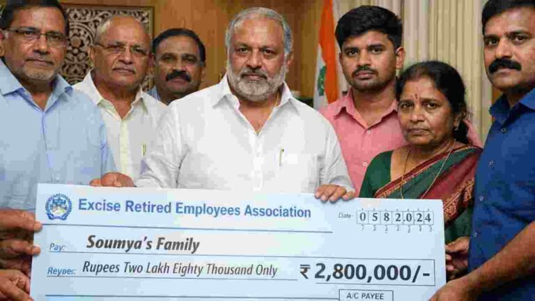 Constable Soumya's Family Receives Rs 2.80 Lakh