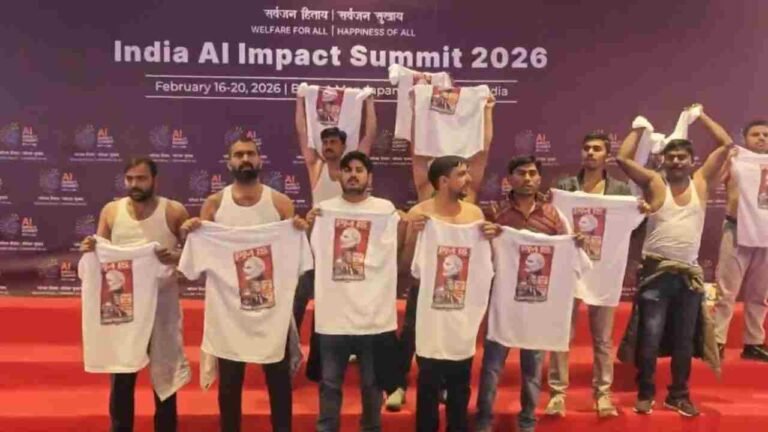 Youth Congress Protest Against Trade Deal With America By Unbuttoning Shirts At AI Conference