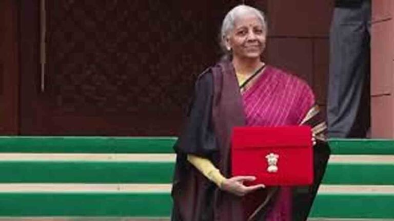 Nirmala Sitharaman Meeting Students After Union Budget Speech