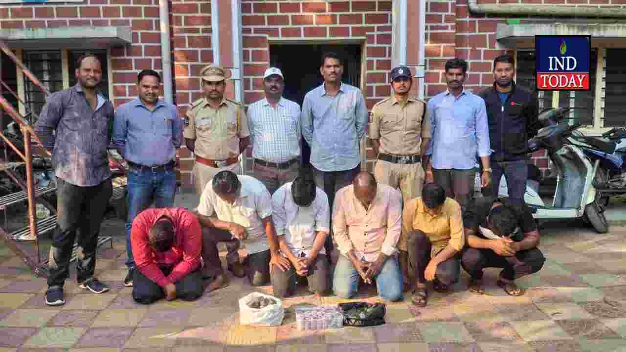 Hyderabad Holi Crackdown: 2.6kg Bhang Raided in Begumbazar