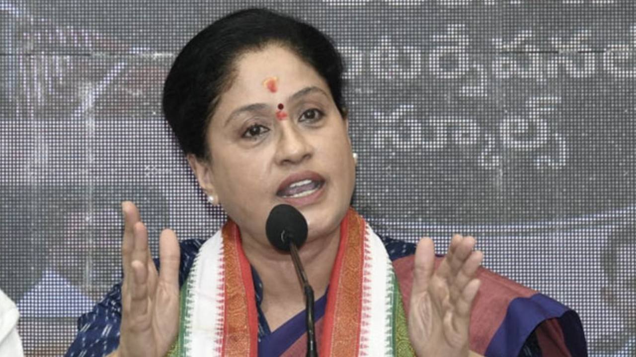 MLC Vijayashanthi Raises Telangana Activists Welfare Issue