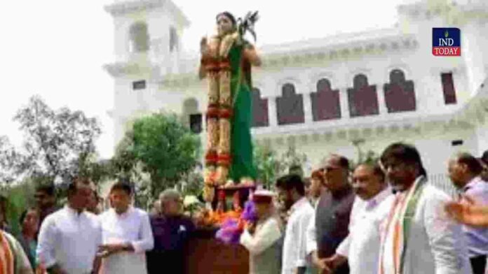 Telangana Talli Statue Unveiled At Assembly Premises
