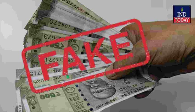 Fake Rs 500 Notes Gang Busted In Luxettipet