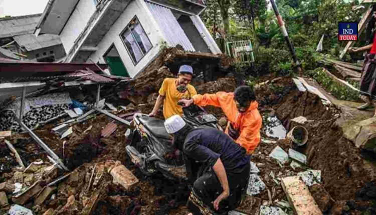 Sumatra Earthquake: 6.1 Magnitude Jolts Island