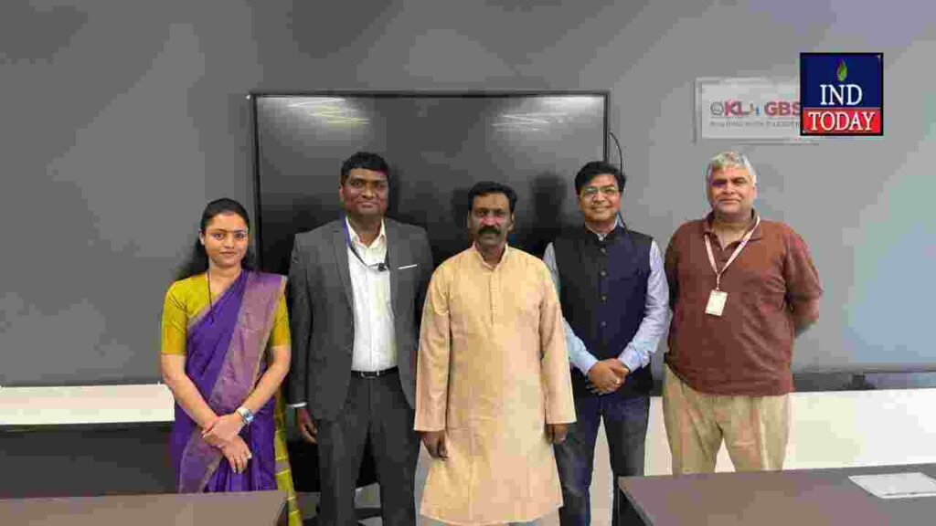 KLH Global Business School Boosts Industry Links