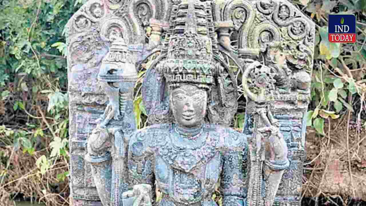 Ancient Vishnu Statue Unearthed In Bhupalpally