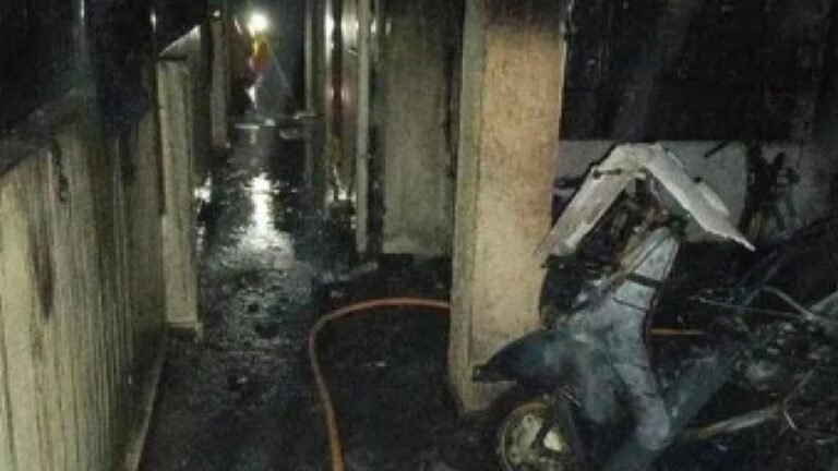 Fire Breaks Out In Sangareddy, 16 Family's Escape Safely