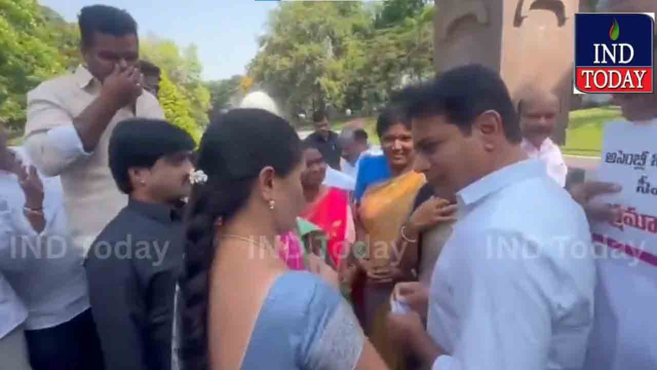 WATCH: ASHA Workers Meet KTR At Gunpark Seek Support