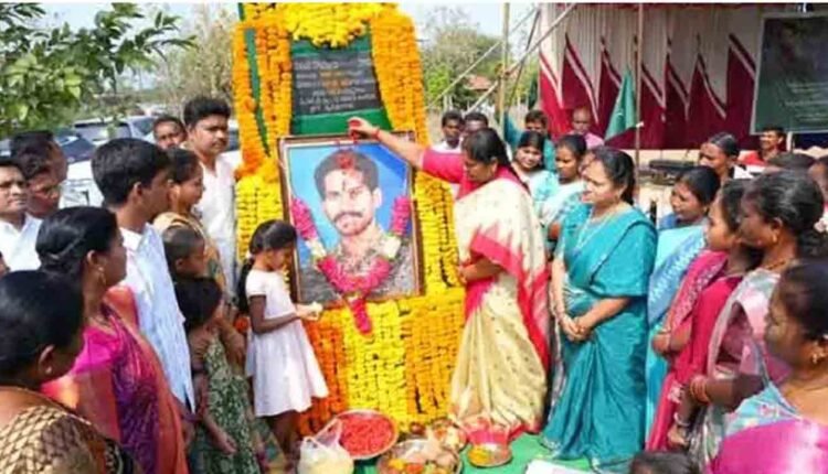 Kunja Ramu Ideals Guide My Journey: Seethakka