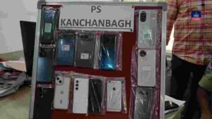 Hyderabad Mobile Snatchers Arrested, Recover 10 Phones