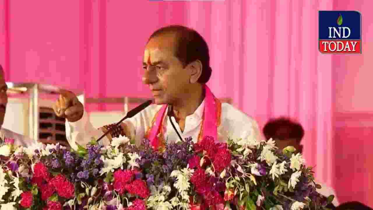KCR Recalls Telangana Struggle, Targets Congress