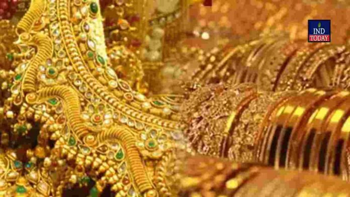 Gold rate today in Hyderabad falls, check prices on May 8