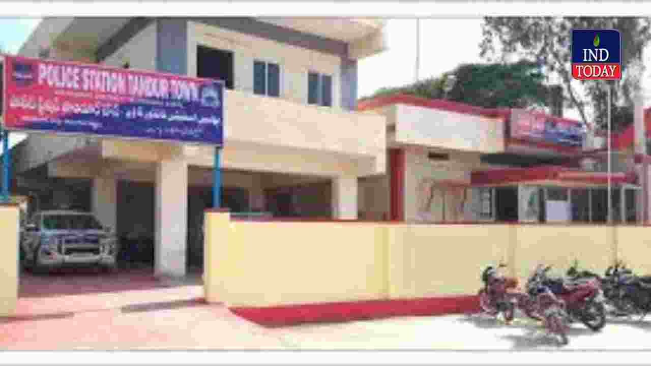 Kidnapping Accused Escapes From Tandur Police Station