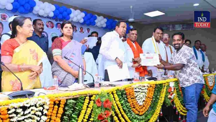 Telangana Govt Conducts Grand Praja Palana Pragathi Pranalika Meeting In Nizamabad