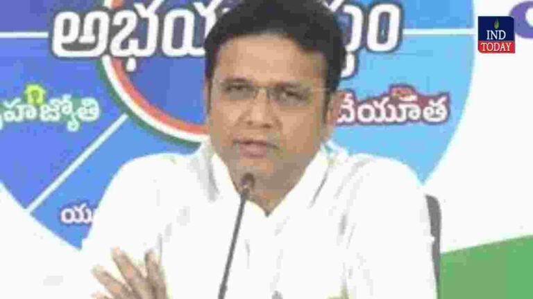 Sridhar Babu Slams Harish Rao Over Future City Remarks