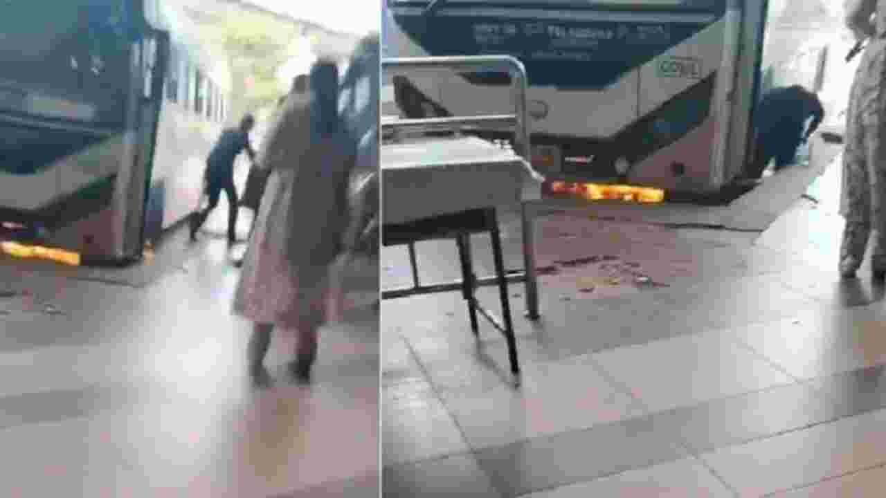 Fire Breaks Out In RTC Bus At MGBS Hyderabad