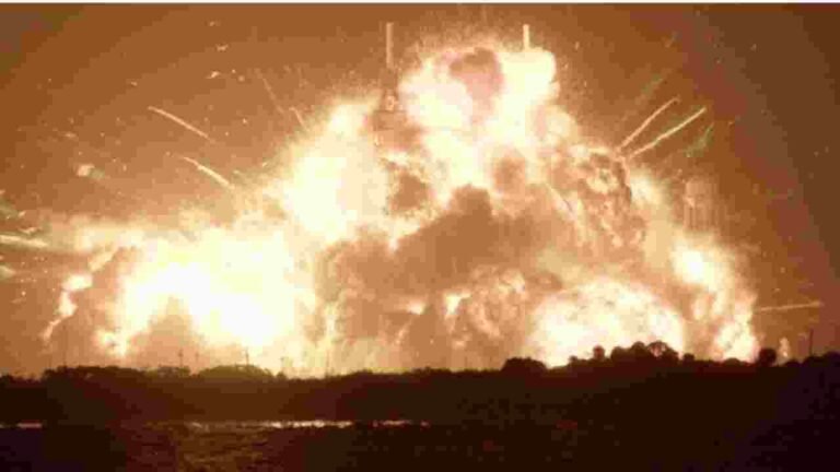 Blue Origin’s New Glenn Rocket Explodes During Test