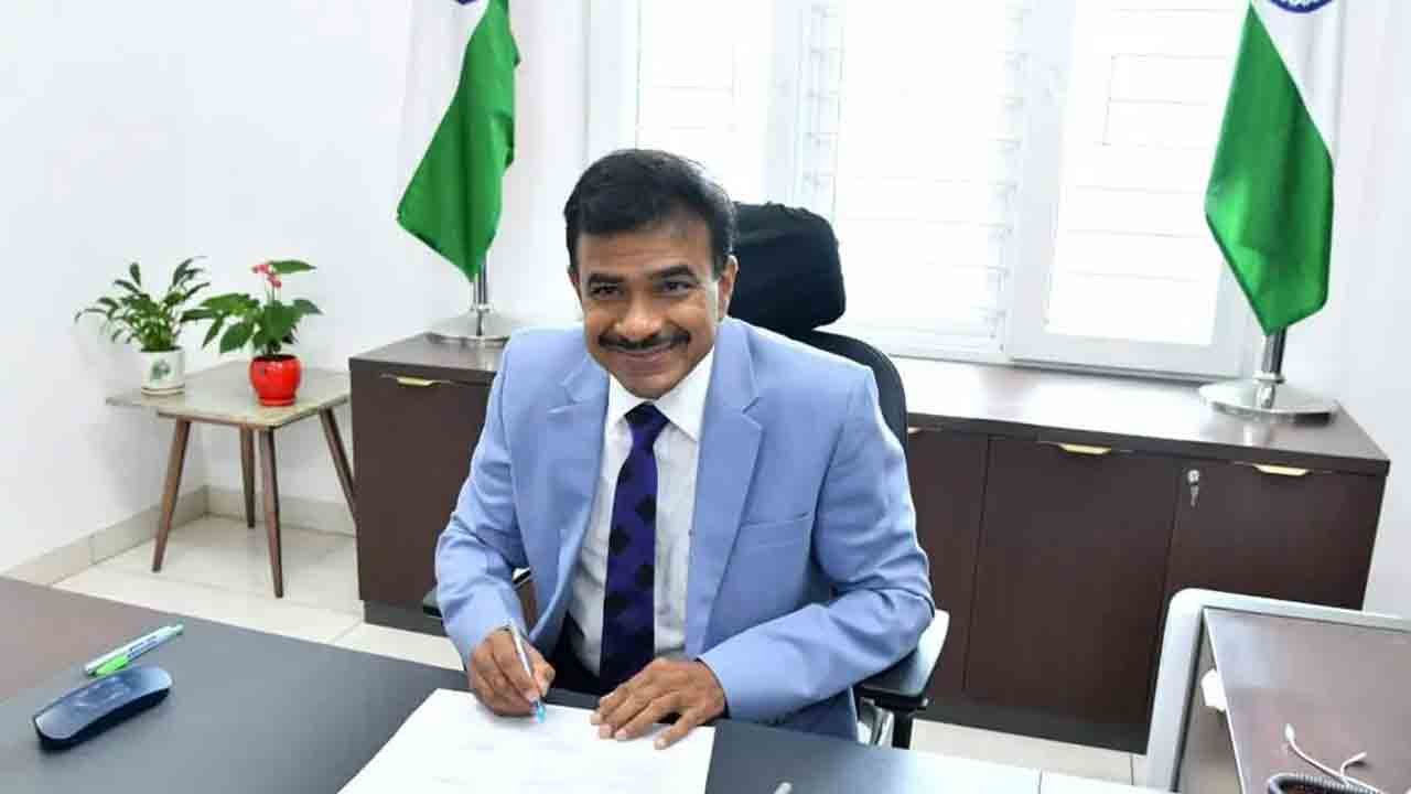 CV Anand Marks Administration With Key Orders To SPs, CPs On Day One