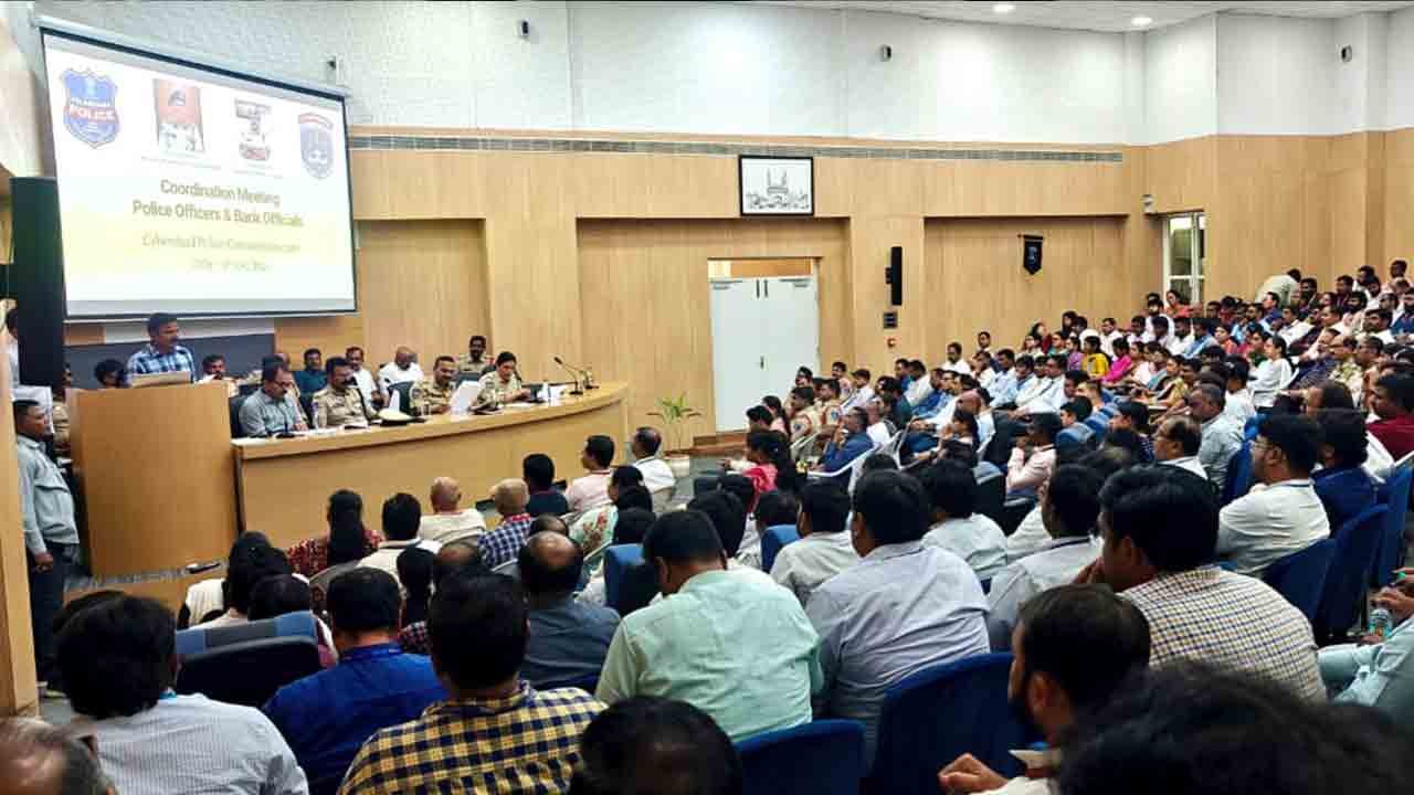 Cyberabad Police, Banks Join Hands Against Cybercrime