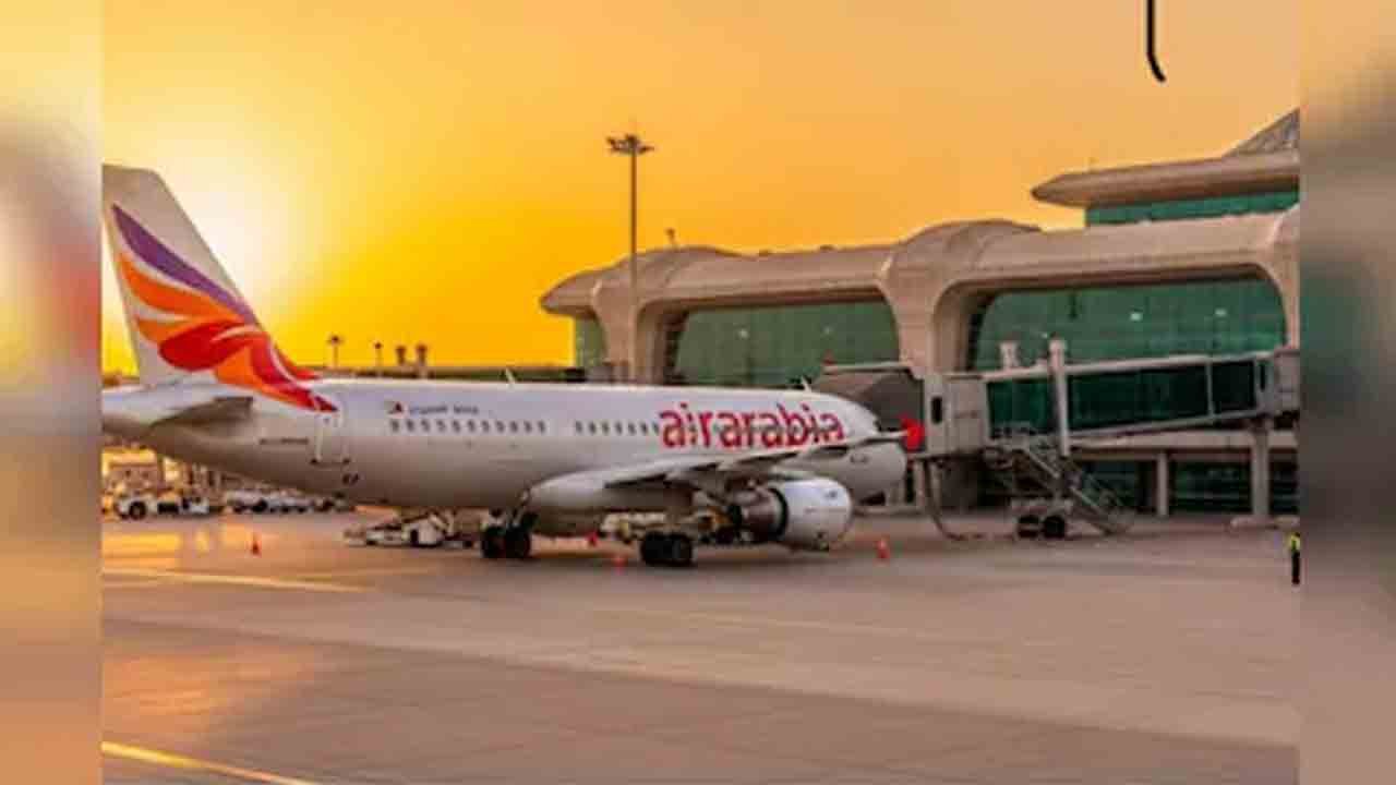 Chennai Airport Incident: Passenger Jumps From Emergency Exit After Landing