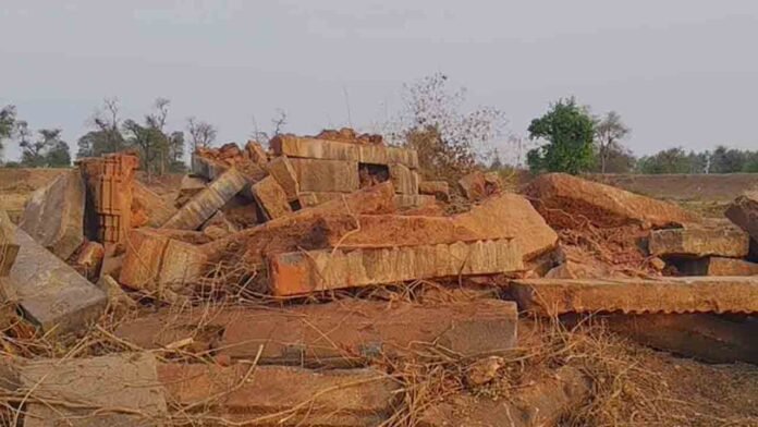Kakatiya Temple Demolition: Forum Protests Destruction